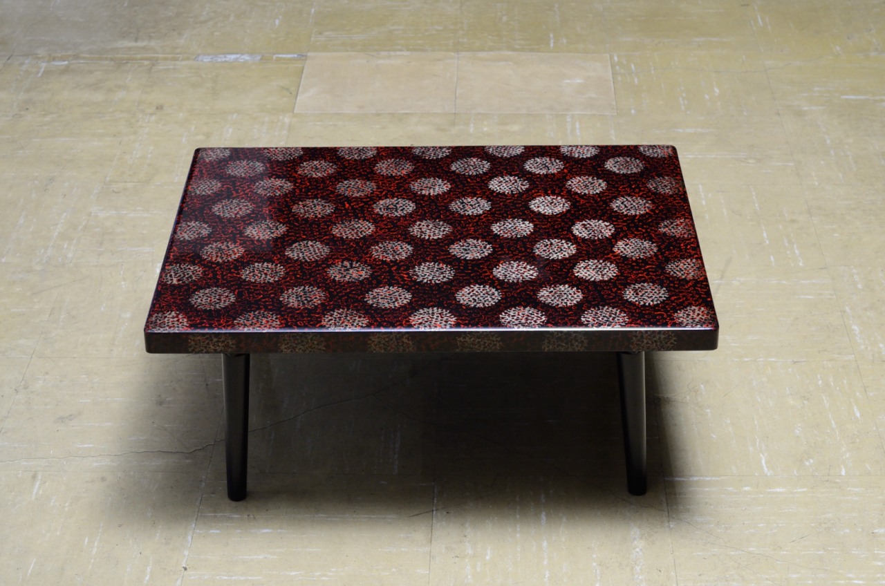 折足テーブル 梨黒 赤 | 津軽塗 小林漆器のネット通販
